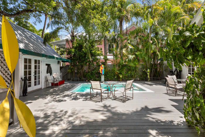 photo 2: 1412 White Street, Key West FL 33040