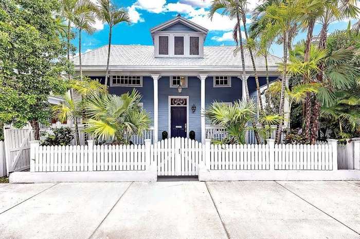 photo 1: 1015 Eaton Street, Key West FL 33040