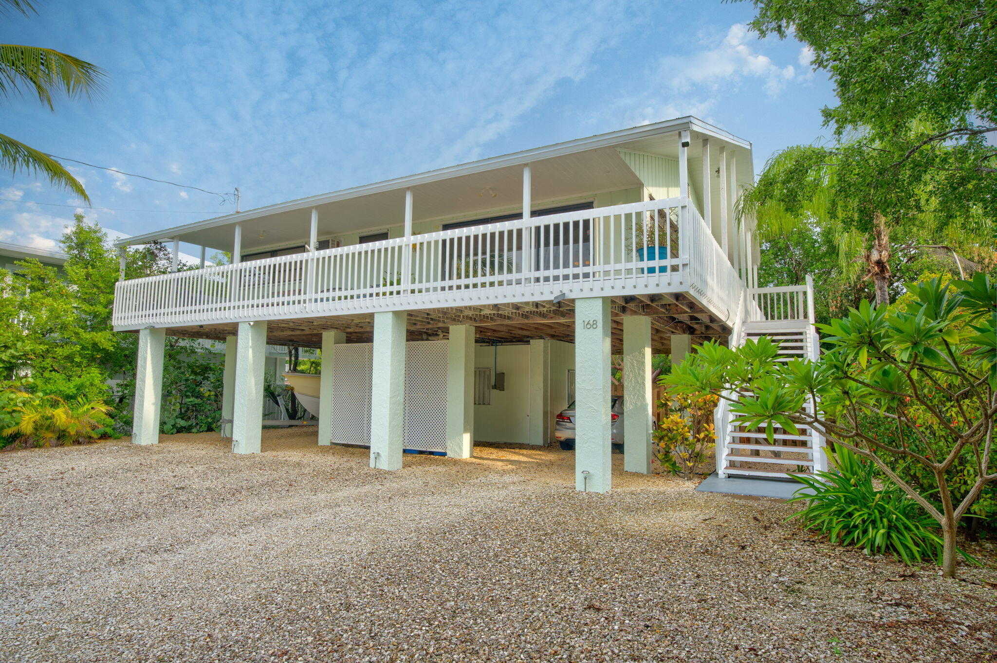 photo 2: 168 Ocean Drive, Plantation Key FL 33070