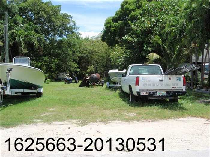 photo 1: 18 Hibiscus Lane, Key Largo FL 33037