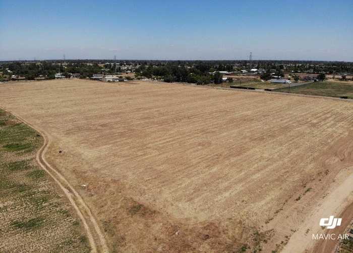 photo 2: 17 Acre Lot Mckinley & Hayes, Fresno CA 93723