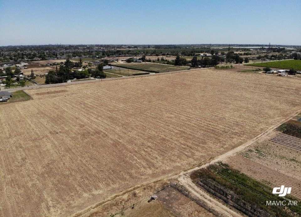 photo 3: 17 Acre Lot Mckinley & Hayes, Fresno CA 93723