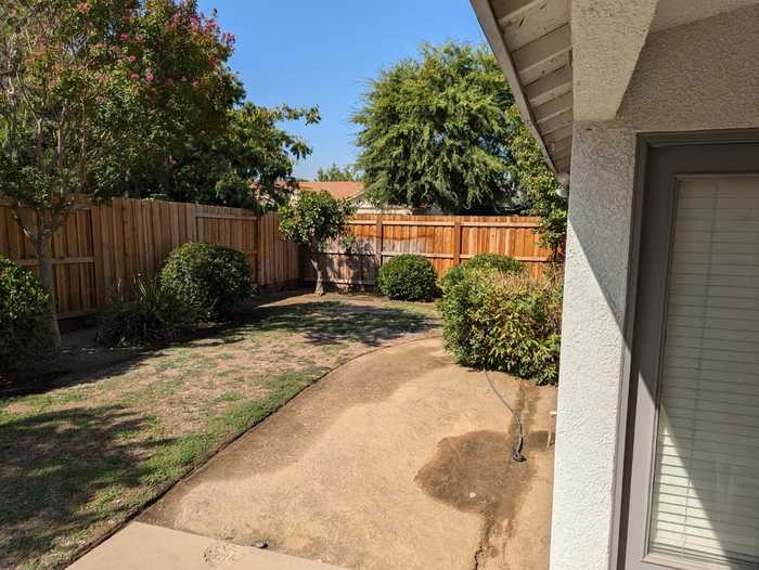 photo 3: 2767 Jenni Avenue, Sanger CA 93657