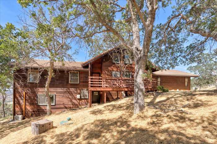 photo 1: 41345 Lilley Mountain Drive, Coarsegold CA 93614