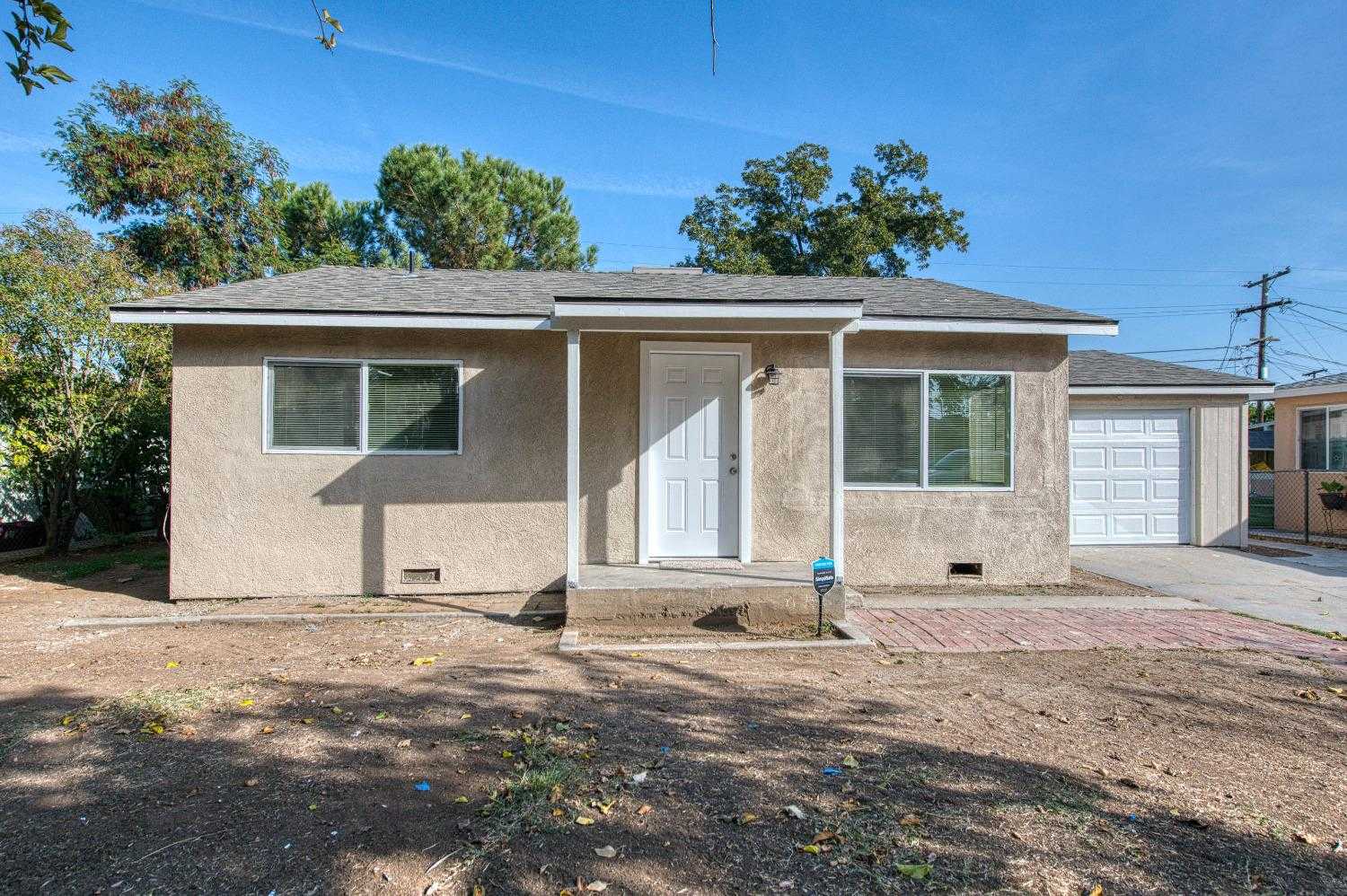 photo 1: 2485 S Page Avenue, Fresno CA 93725