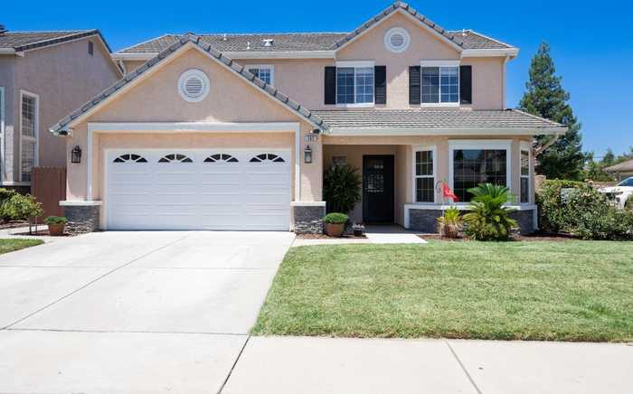 photo 1: 147 Santa Monica Avenue, Sanger CA 93657