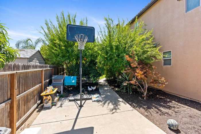 photo 46: 1495 E Via Mirasol Lane, Fresno CA 93730