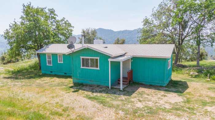 photo 1: 38359 Deerbrook Lane, Squaw Valley CA 93675