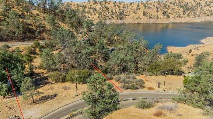 photo 2: 27767 Sky Harbour Road, Friant CA 93626