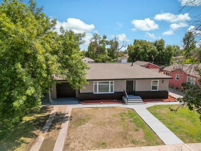 photo 2: 2328 E Brown Avenue, Fresno CA 93703