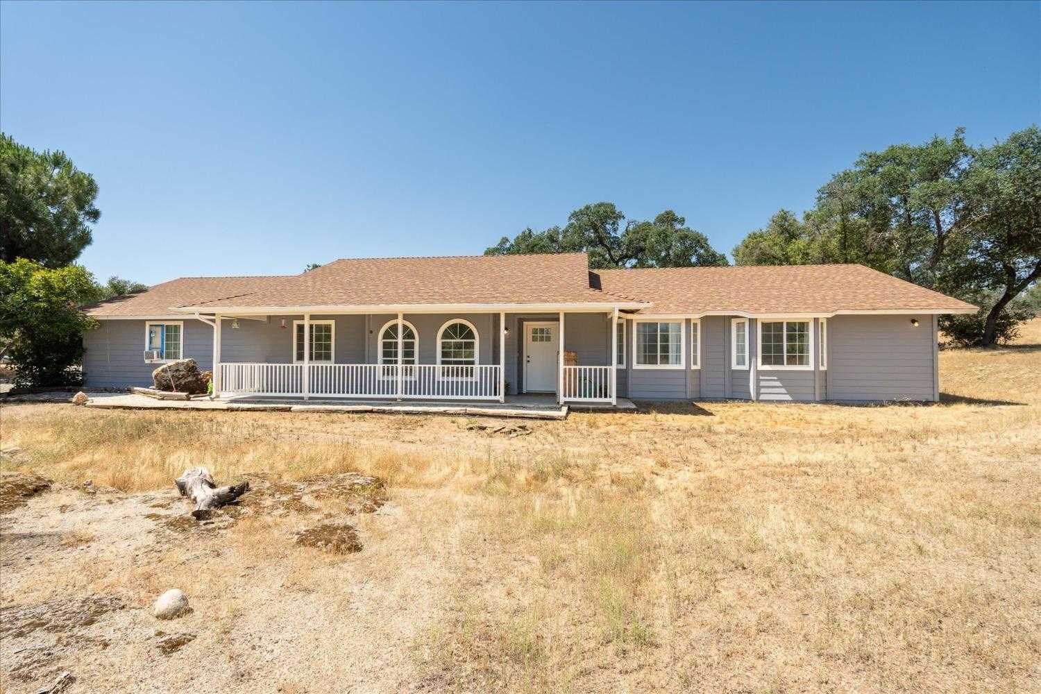 photo 1: 32628 River Knolls Road, Coarsegold CA 93614