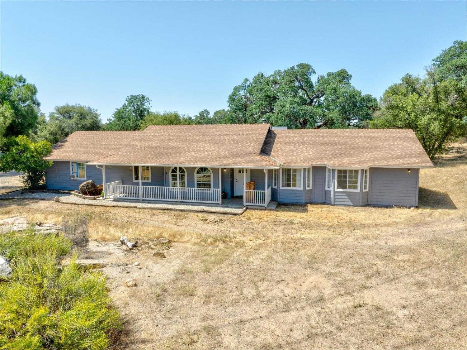 photo 2: 32628 River Knolls Road, Coarsegold CA 93614