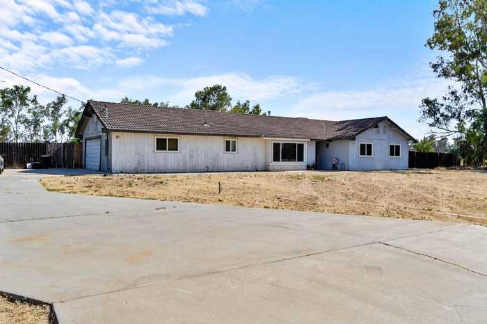 photo 2: 24743 Tropical Drive, Madera CA 93638