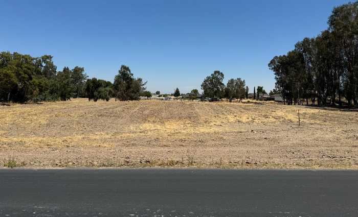 photo 19: 1 Monreal Road, Madera CA 93636