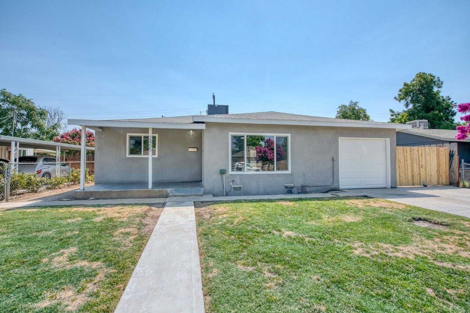 photo 1: 2455 S Page Avenue, Fresno CA 93725