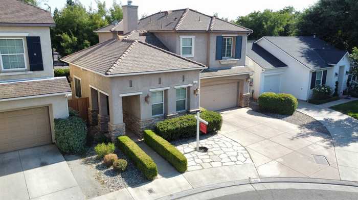 photo 2: 92 W Baecelona Lane, Clovis CA 93619