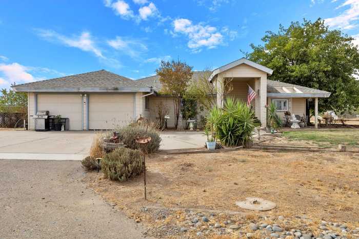 photo 1: 36842 Highway 145, Madera CA 93636