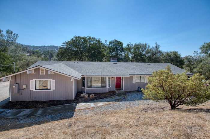 photo 1: 29703 S Corral Court, Coarsegold CA 93614