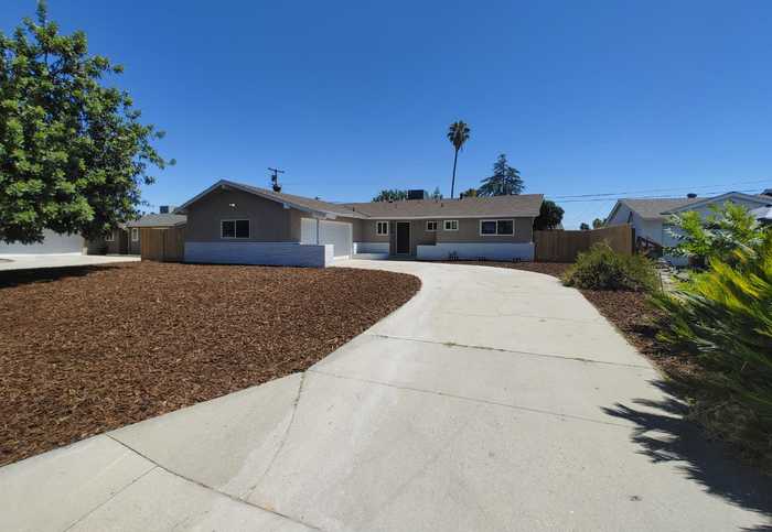 photo 2: 5636 E Tarpey Drive, Fresno CA 93727