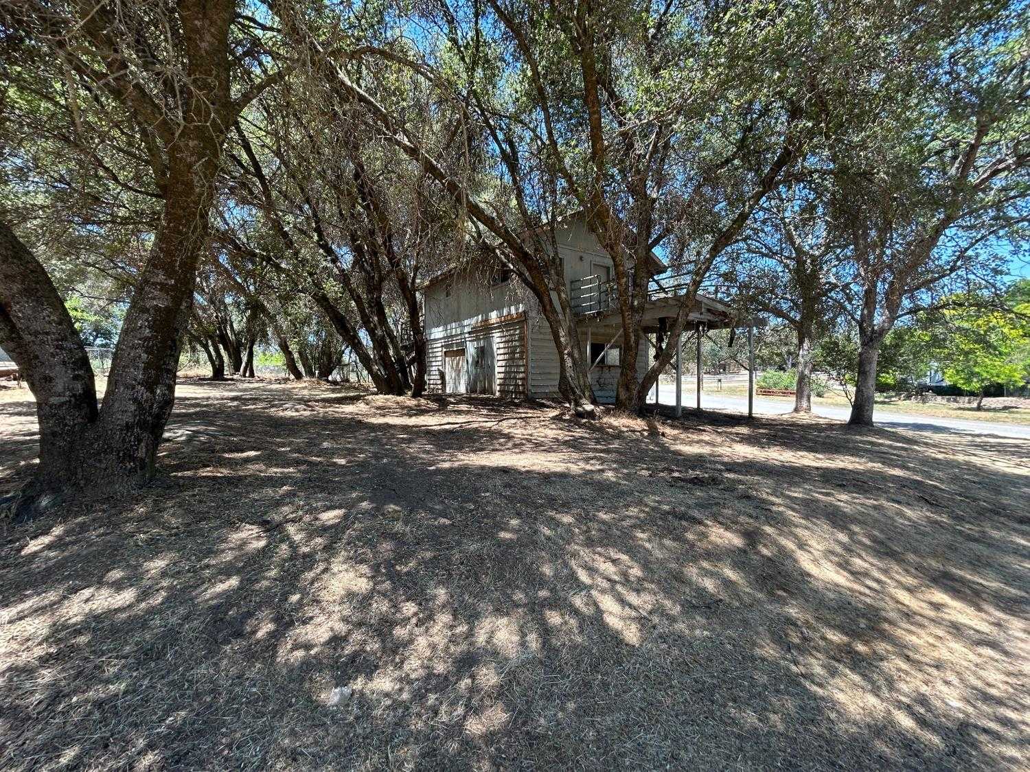 photo 1: 31886 Apache Road, Coarsegold CA 93614