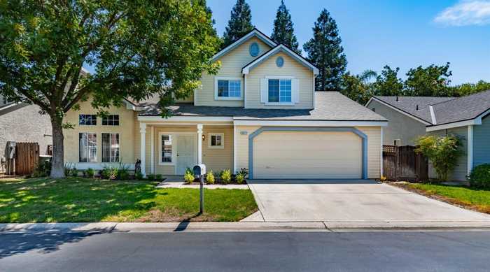 photo 1: 10717 N Windham Bay Circle, Fresno CA 93730