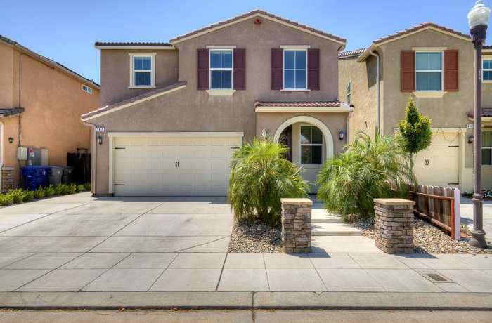 photo 1: 3468 Del Monte Avenue, Clovis CA 93619