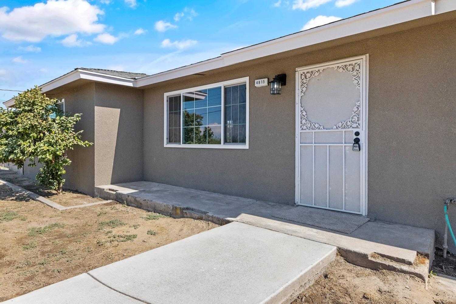 photo 3: 4915 W Kamm Avenue, Caruthers CA 93609