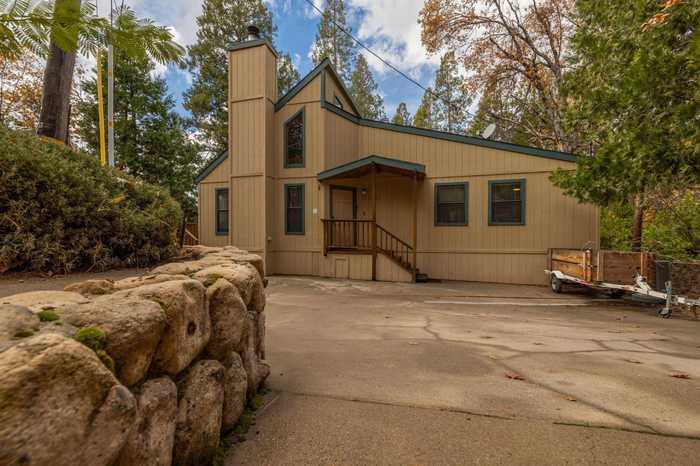 photo 1: 54801 Willow Cove Lane, Bass Lake CA 93604