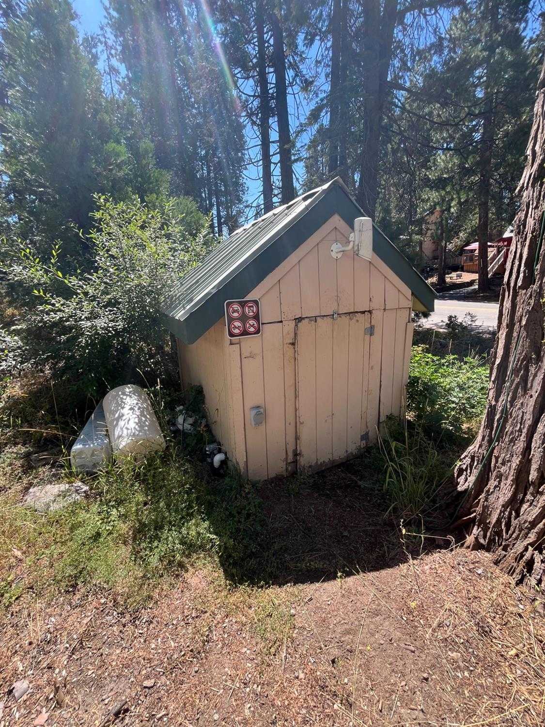 photo 2: Tollhouse Road, Shaver Lake CA 93664