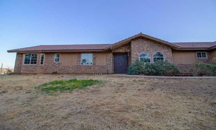 photo 2: 21284 Hidden Lake Boulevard, Friant CA 93626