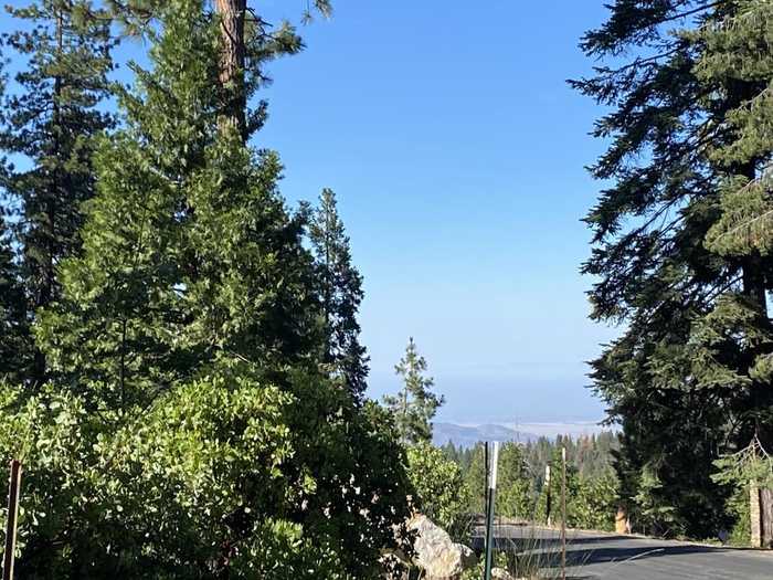 photo 1: 42437 Bretz Point Lane, Shaver Lake CA 93664