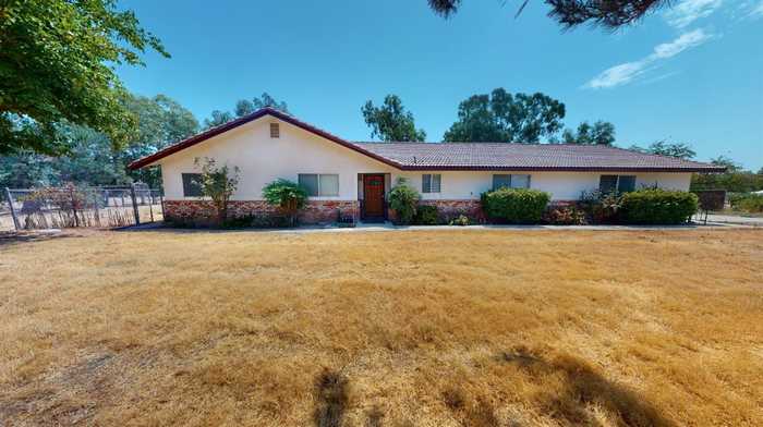 photo 1: 36610 Franklin Avenue, Madera CA 93636