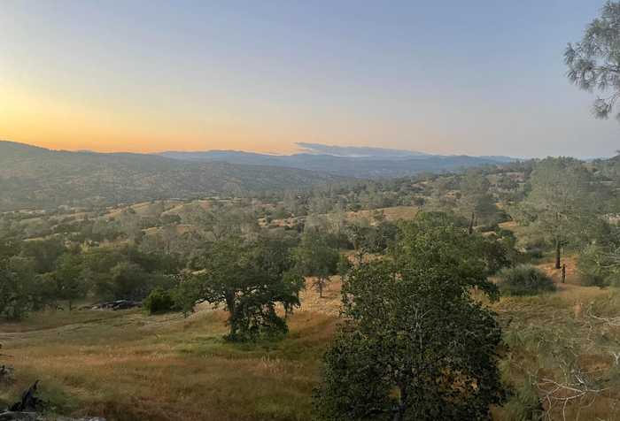 photo 1: 29777 Lilley Mountain Court, Coarsegold CA 93614