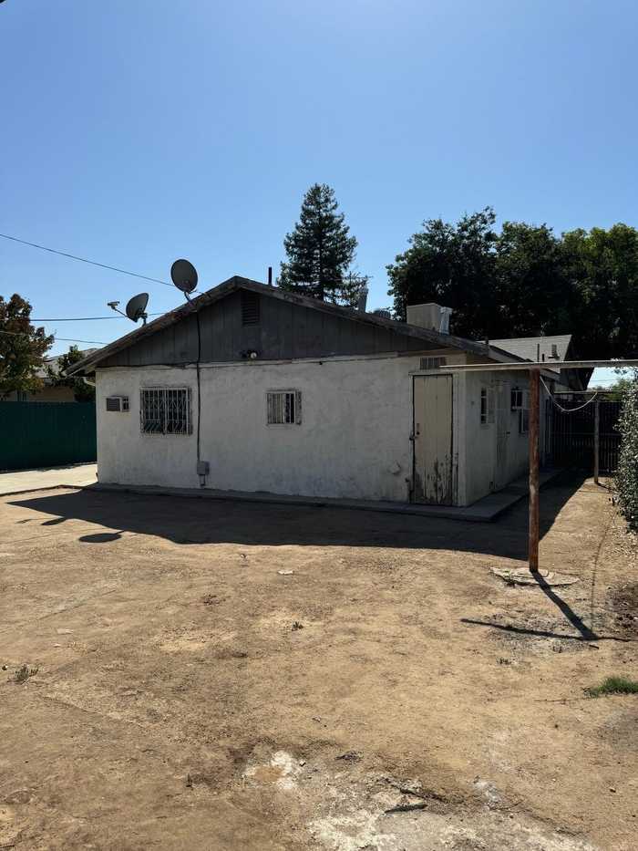 photo 35: 2435 S Price Avenue, Fresno CA 93725