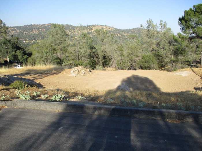 photo 1: 42112 Colt Way, Coarsegold CA 93614