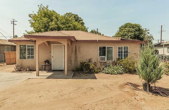 photo 2: 2492 S Price Avenue, Fresno CA 93725