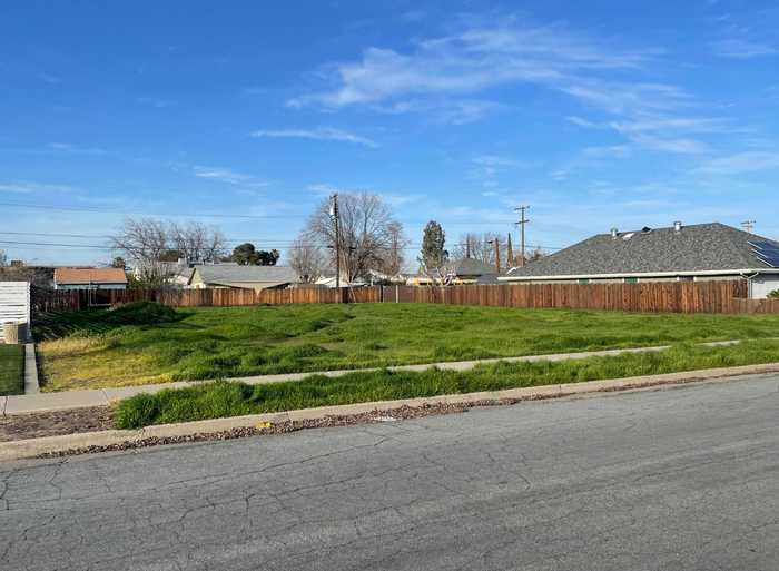 photo 1: Madison Street, Coalinga CA 93210