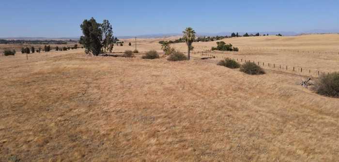 photo 2: 14440 N Friant Rd Road, Friant CA 93626