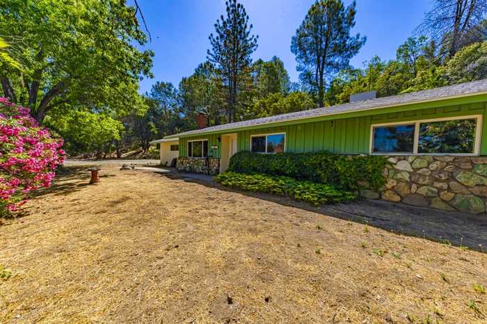 photo 1: 31661 Duke Road, North Fork CA 93643