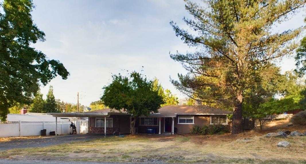 photo 3: 49701 Canoga Drive, Oakhurst CA 93644