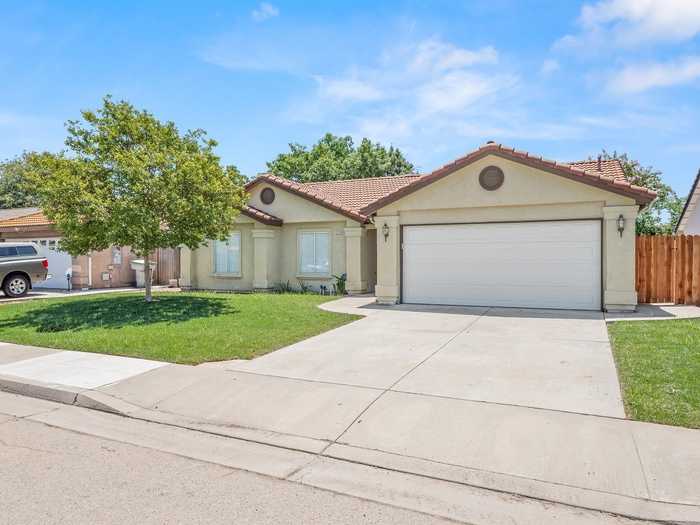 photo 2: 2739 Jenni Avenue, Sanger CA 93657