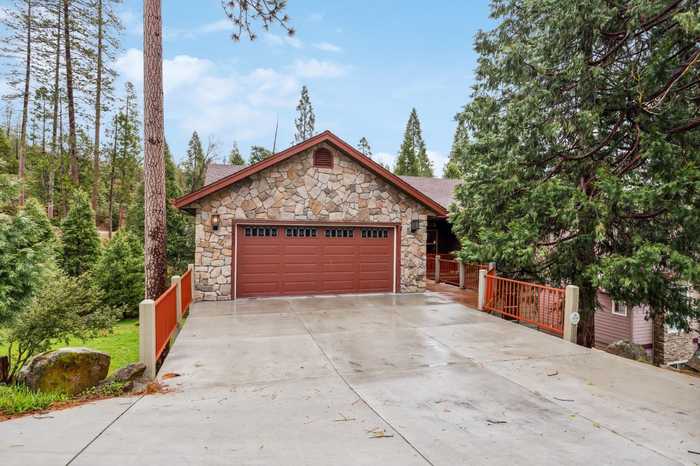 photo 2: 53930 Creekside Lane, Bass Lake CA 93604