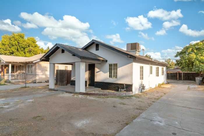 photo 2: 4584 E Balch Avenue, Fresno CA 93702