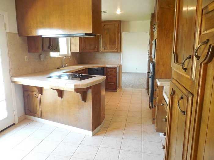 photo 2: 10763 E Ashlan Avenue, Sanger CA 93657