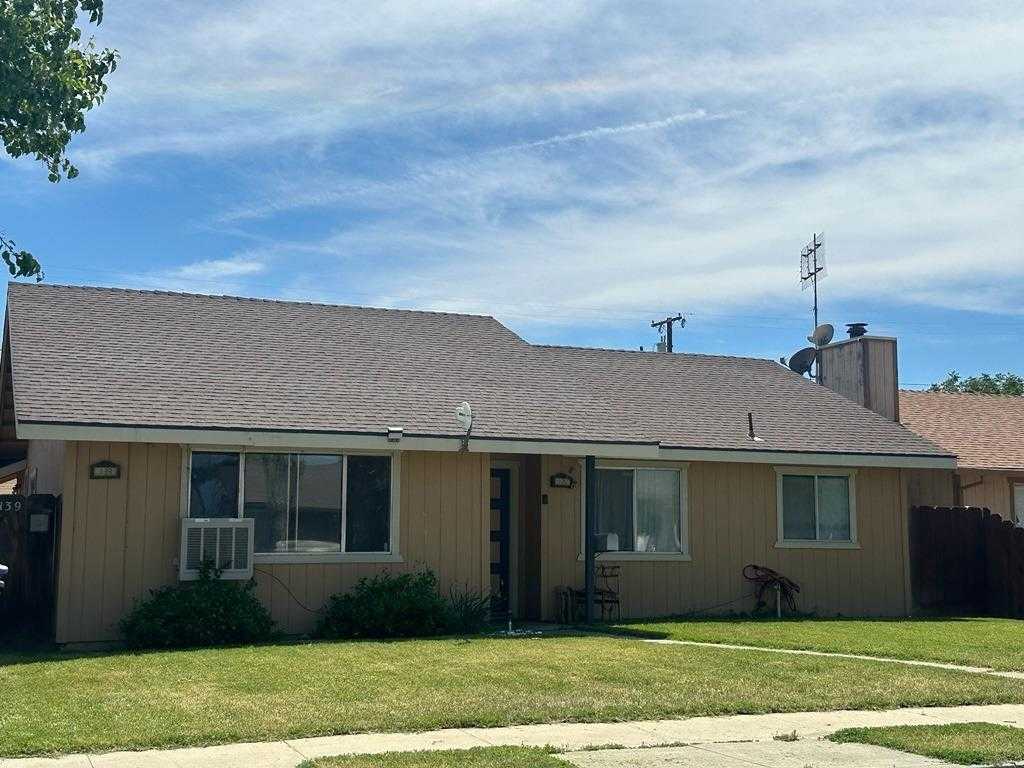 photo 1: 135 Monroe Street, Coalinga CA 93210