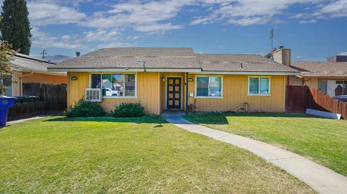 photo 1: 135 Monroe Street, Coalinga CA 93210