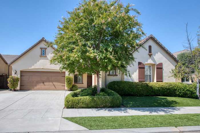 photo 1: 4159 Trenton Avenue, Clovis CA 93619