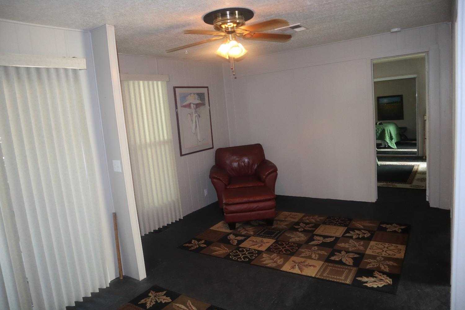 photo 3: 9360 N Blackstone Avenue Unit 107, Fresno CA 93720