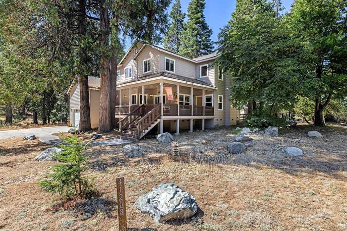 photo 2: 41208 Silver Pine Lane, Shaver Lake CA 93664