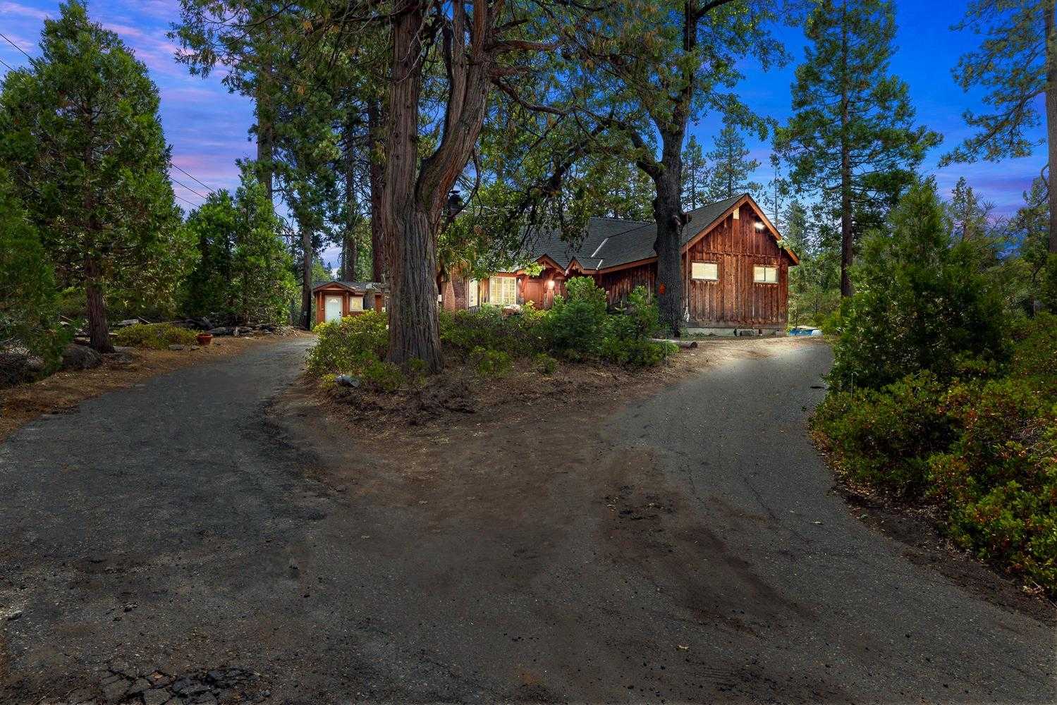 photo 1: 41724 Musick Drive, Shaver Lake CA 93664